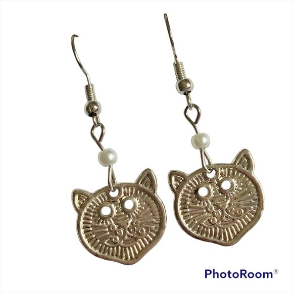 Pearl Kitty Cat Earrings Vintage Charms Lion Tiger Silver Plated Rescue Mom Gift - Picture 3 of 12